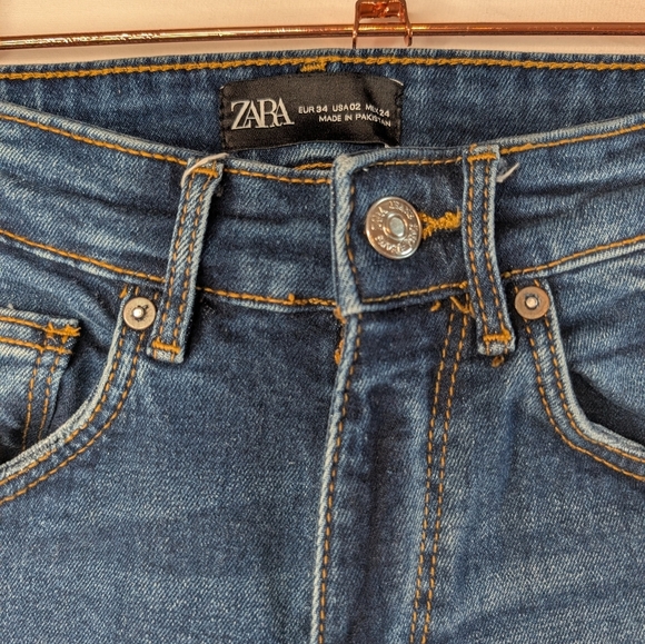 12.Zara Women's Blue Flared Jeans - Picture 2 of 4